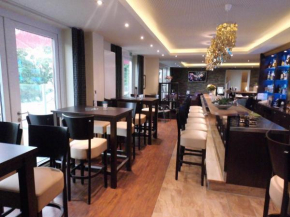 Hotel Oelen & Holgers Brasserie und Lounge